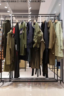 紫色動物圖案中老年服裝市場 批發(fā)商機(jī)與消費(fèi)新趨勢